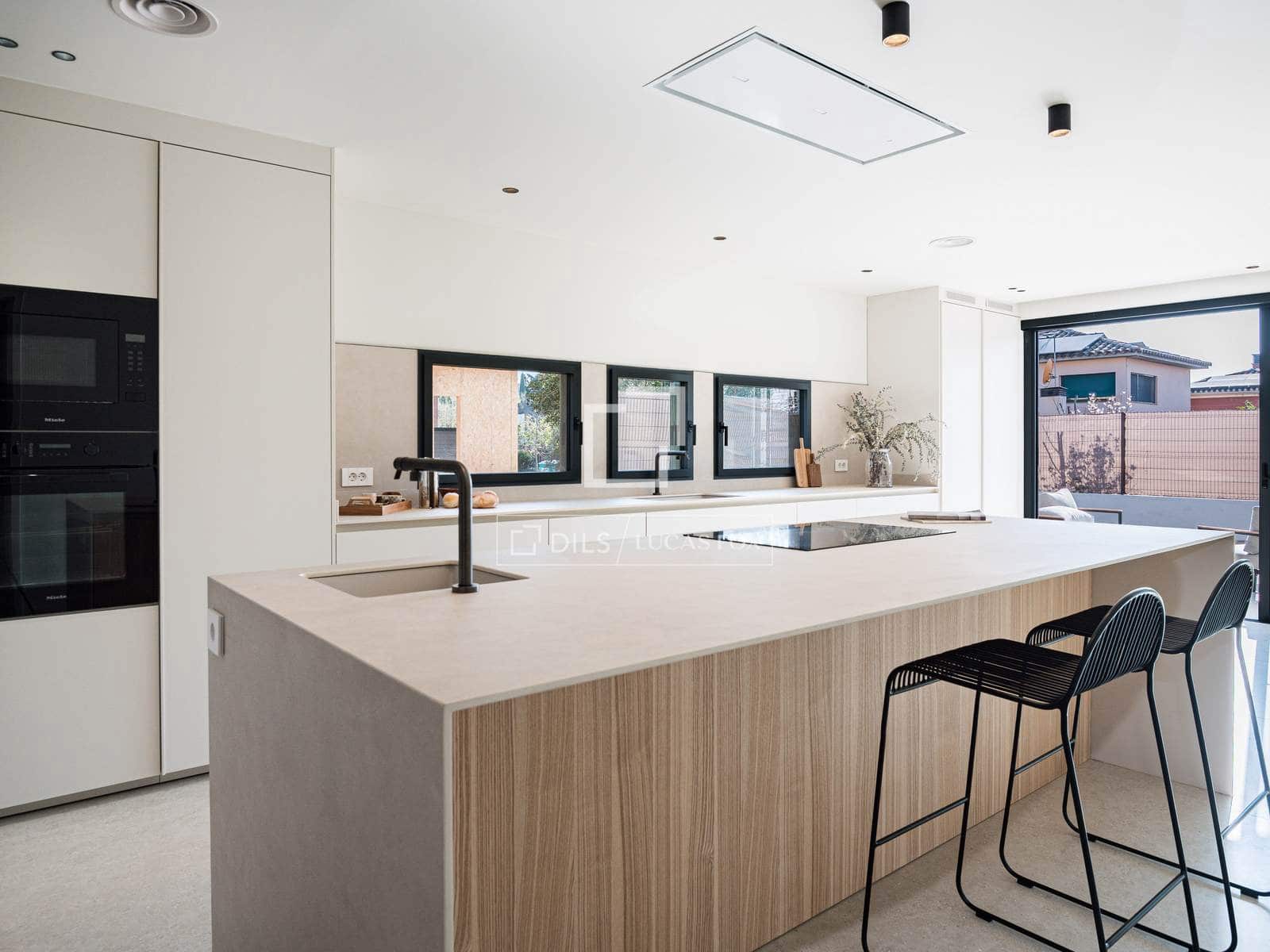 6 soverom Villa til salgs i Sant Cugat del Valles med svømmebasseng garasje - € 2 387 000 (Ref: 8687018)