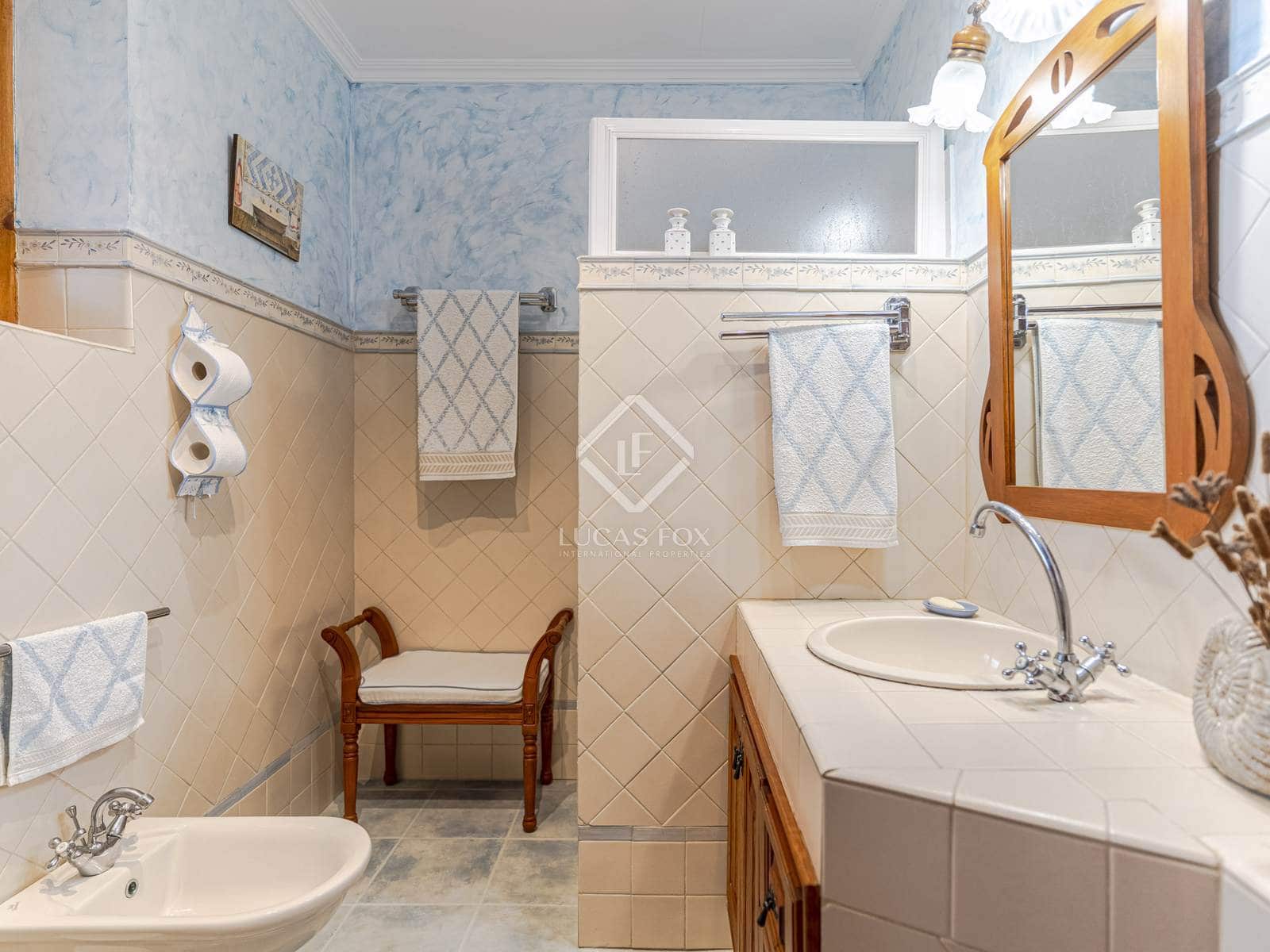 9 soveværelse Finca/Landehus til salg i Motril med swimmingpool garage - € 2.350.000 (Ref: 8688068)