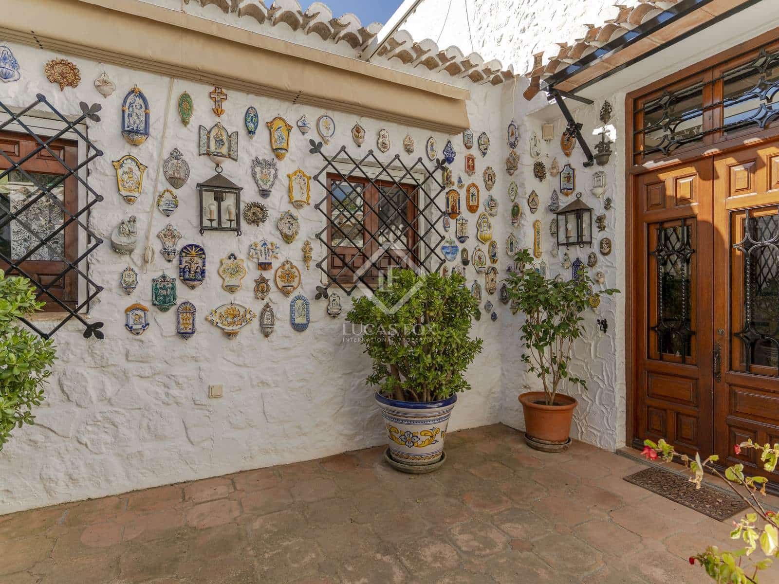 9 soveværelse Finca/Landehus til salg i Motril med swimmingpool garage - € 2.350.000 (Ref: 8688068)