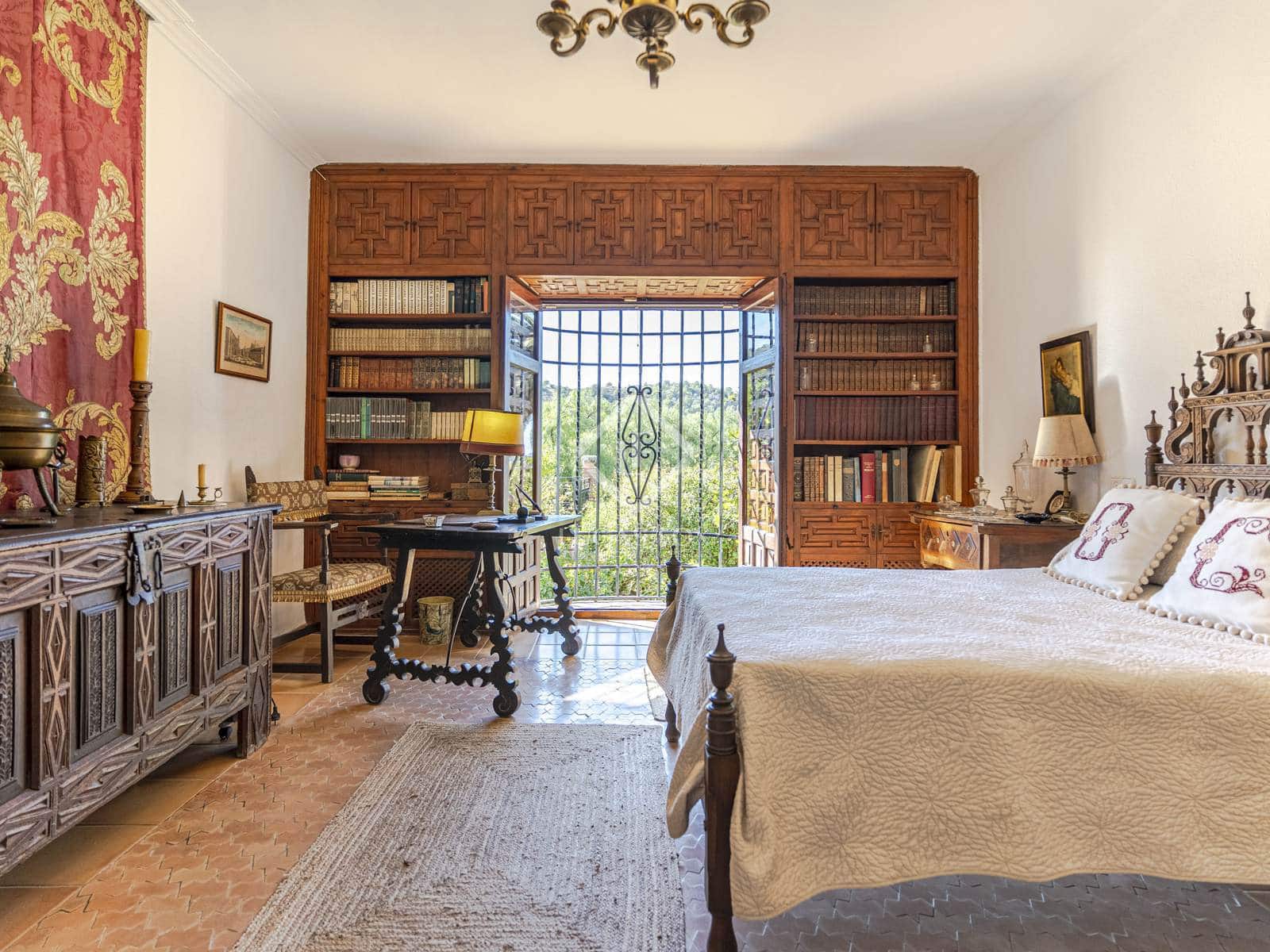 9 soveværelse Finca/Landehus til salg i Motril med swimmingpool garage - € 2.350.000 (Ref: 8688068)