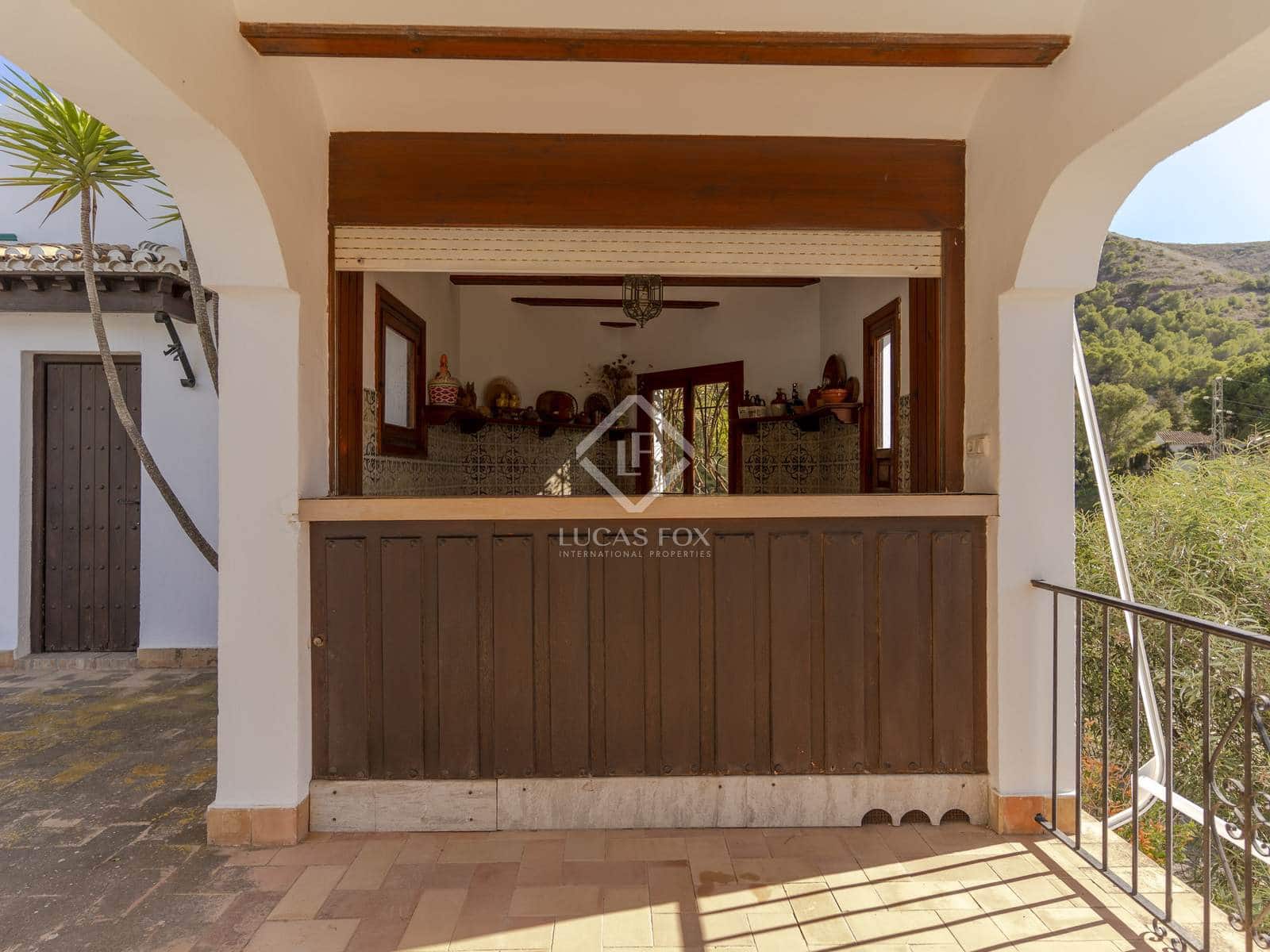 9 soveværelse Finca/Landehus til salg i Motril med swimmingpool garage - € 2.350.000 (Ref: 8688068)