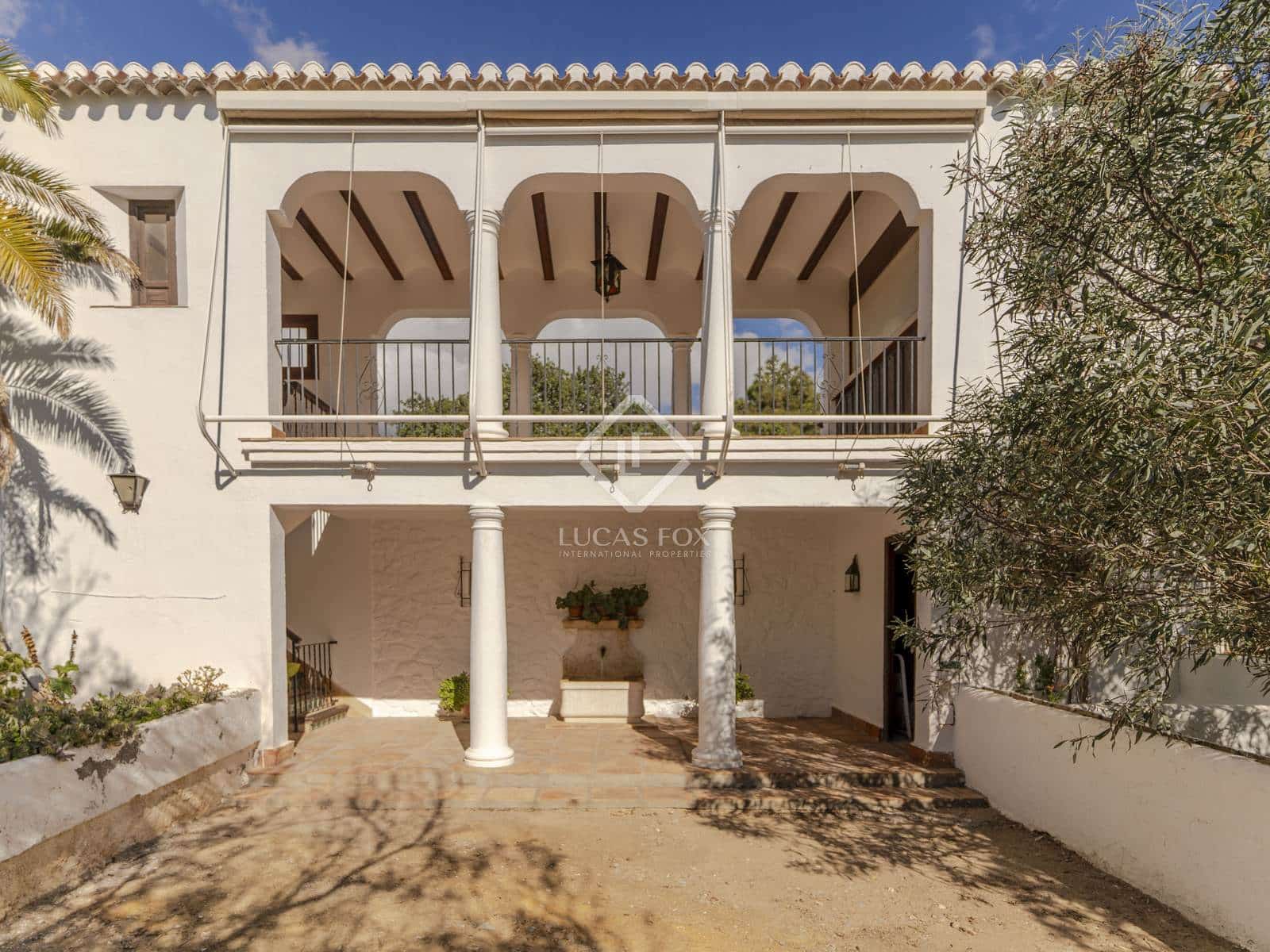 9 soveværelse Finca/Landehus til salg i Motril med swimmingpool garage - € 2.350.000 (Ref: 8688068)