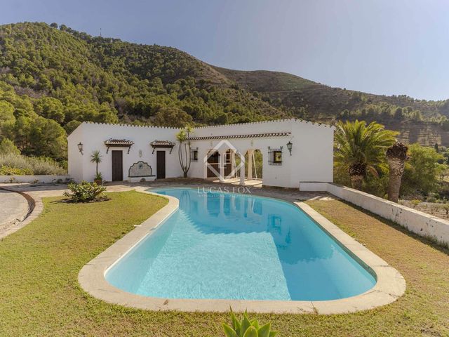9 Zimmer Finca/Landgut zu verkaufen in Motril mit Pool Garage - 1.750.000 € (Ref: 8688068)