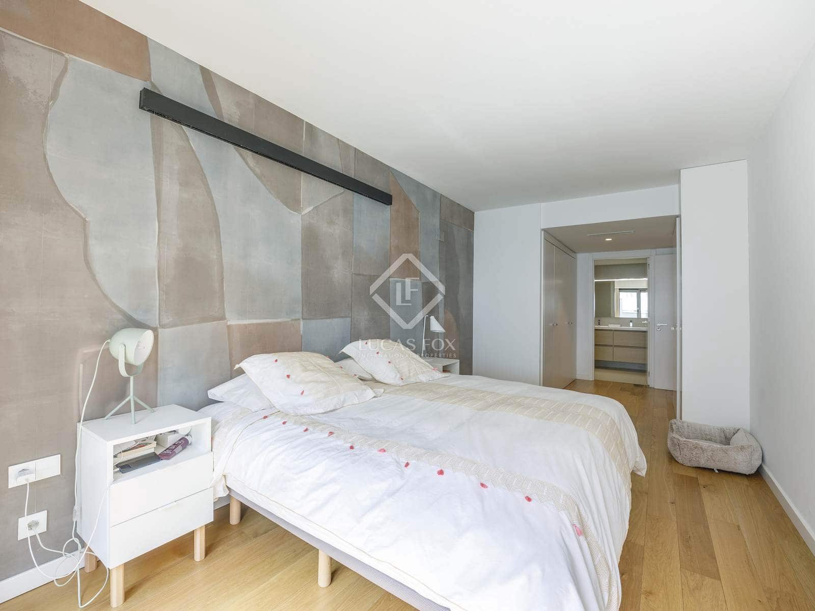 3 sovrum Lägenhet att hyra i Valencia stad - 3 500 € (Ref: 8688295)