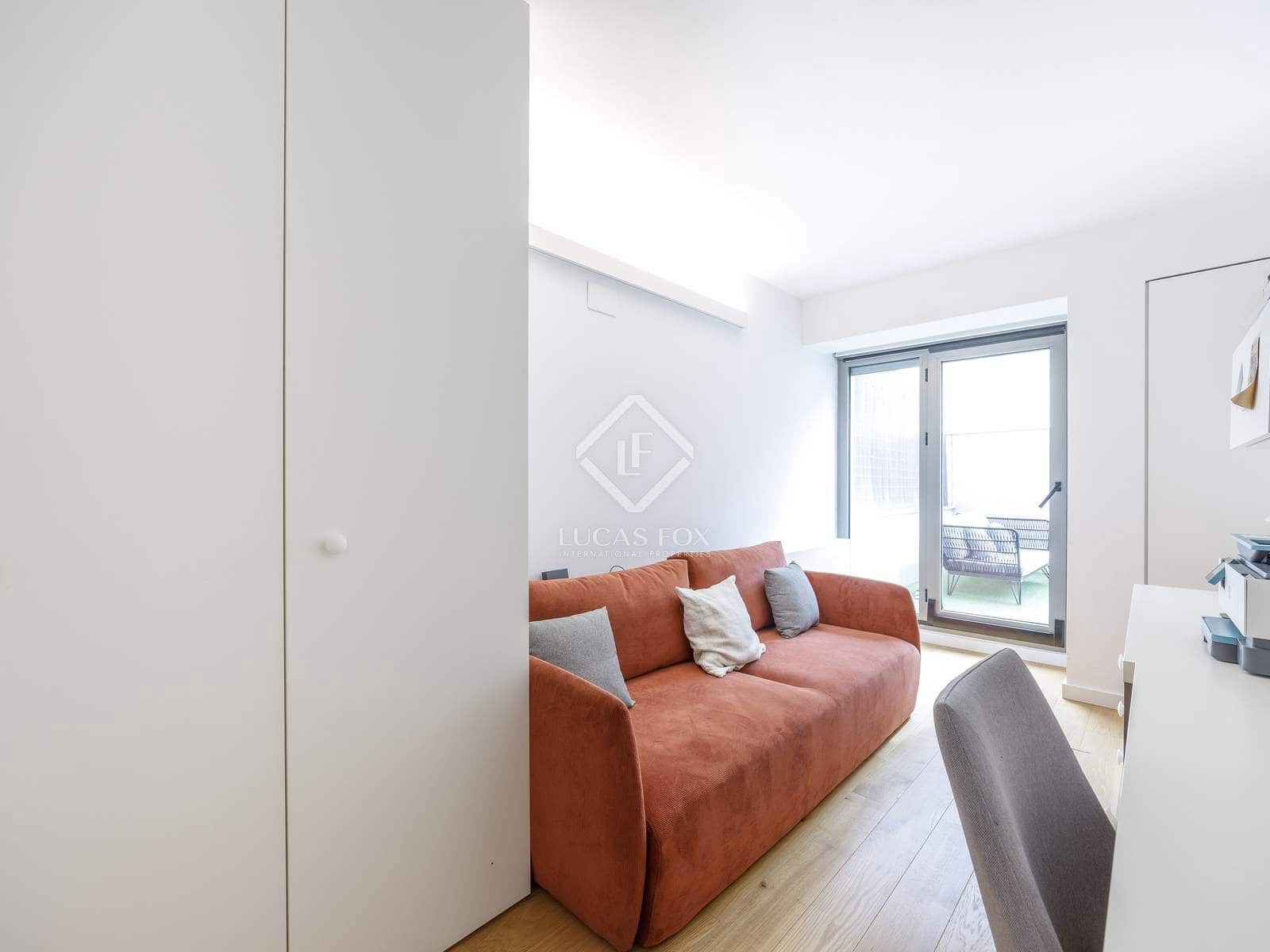 3 sovrum Lägenhet att hyra i Valencia stad - 3 500 € (Ref: 8688295)