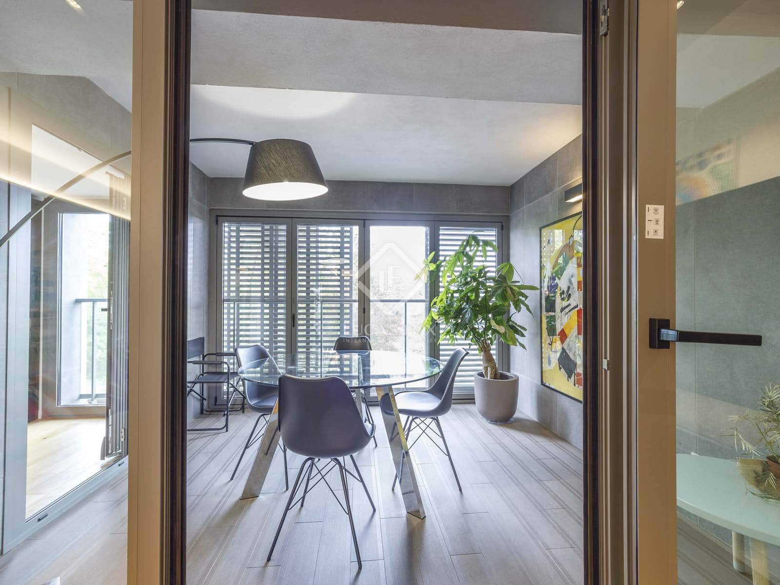 3 sovrum Lägenhet att hyra i Valencia stad - 3 500 € (Ref: 8688295)