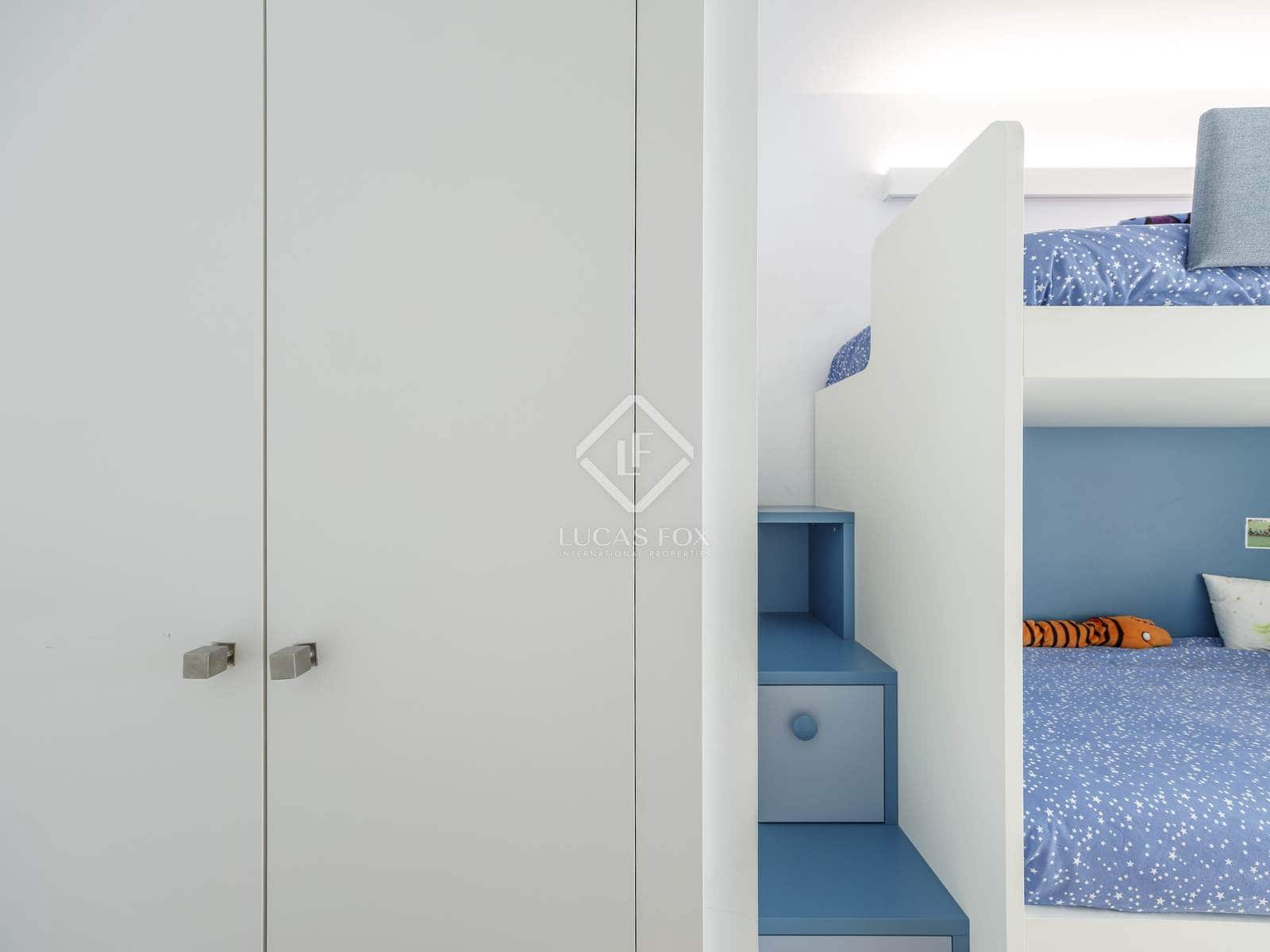 3 sovrum Lägenhet att hyra i Valencia stad - 3 500 € (Ref: 8688295)