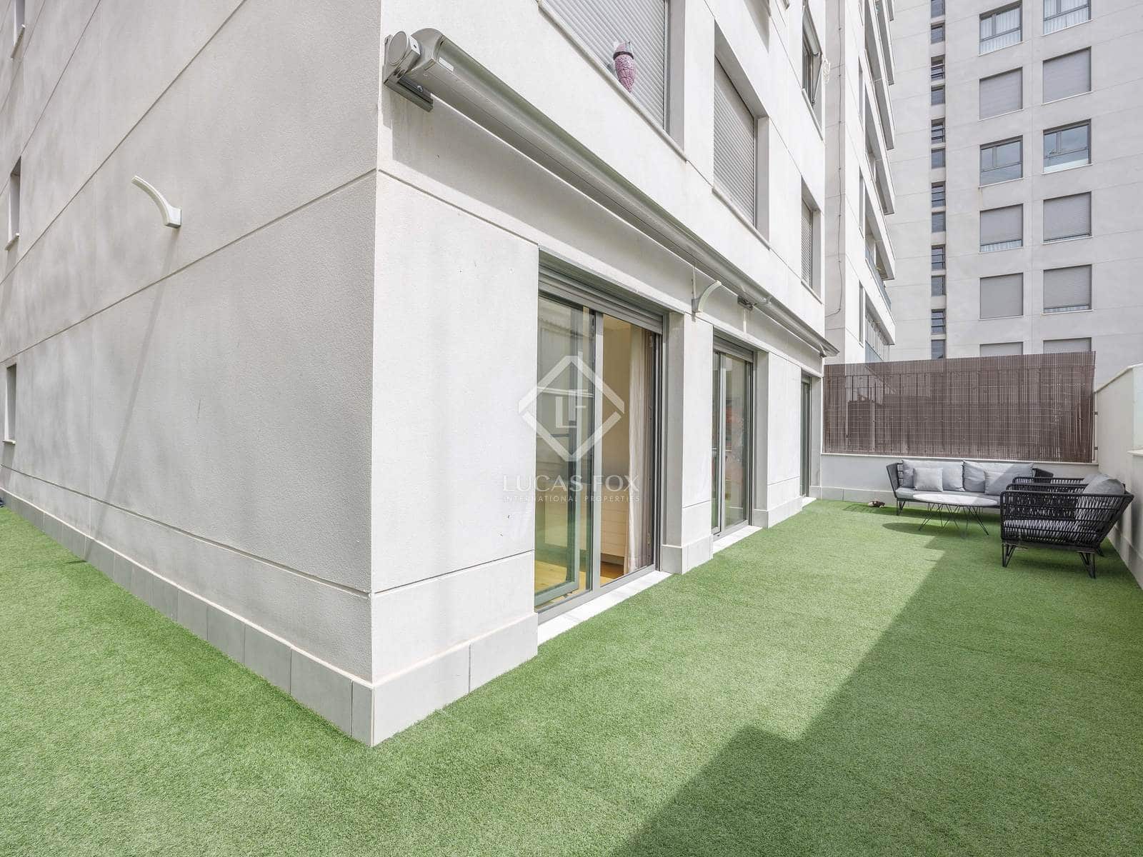3 sovrum Lägenhet att hyra i Valencia stad - 3 500 € (Ref: 8688295)