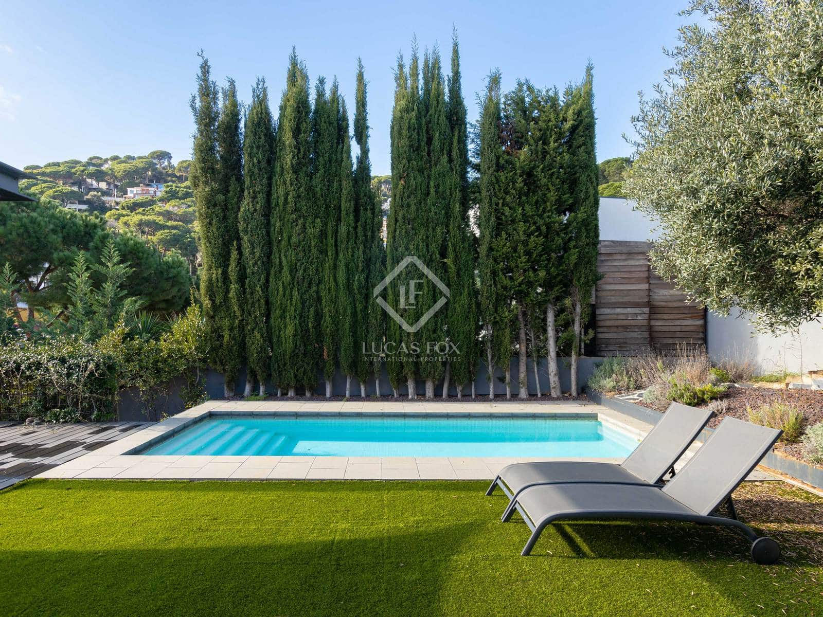 4 soveværelse Villa til salg i Premia de Dalt med swimmingpool garage - € 1.680.000 (Ref: 8688310)