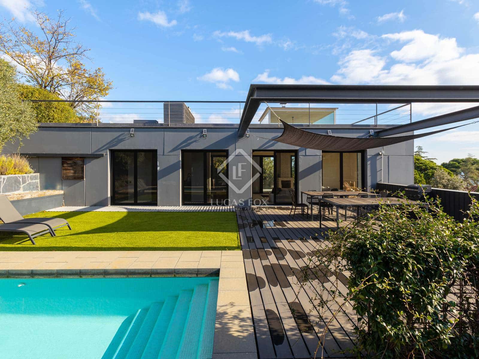 4 soveværelse Villa til salg i Premia de Dalt med swimmingpool garage - € 1.680.000 (Ref: 8688310)