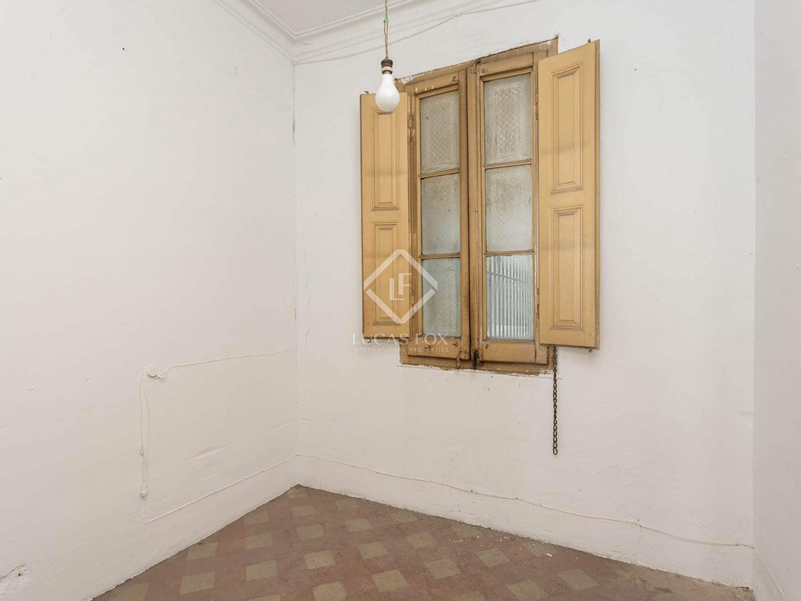 3 slaapkamer Appartement te koop in Barcelona stad - € 850.000 (Ref: 8688653)