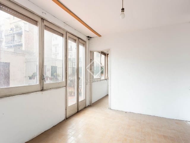 3 slaapkamer Appartement te koop in Barcelona stad - € 850.000 (Ref: 8688653)