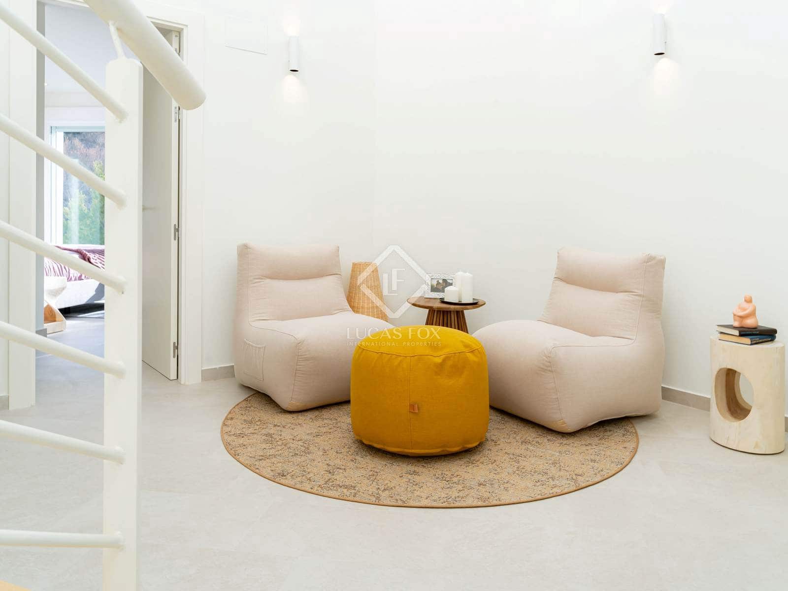 4 bedroom Villa for sale in Altea with pool garage - € 1,095,000 (Ref: 8688703)