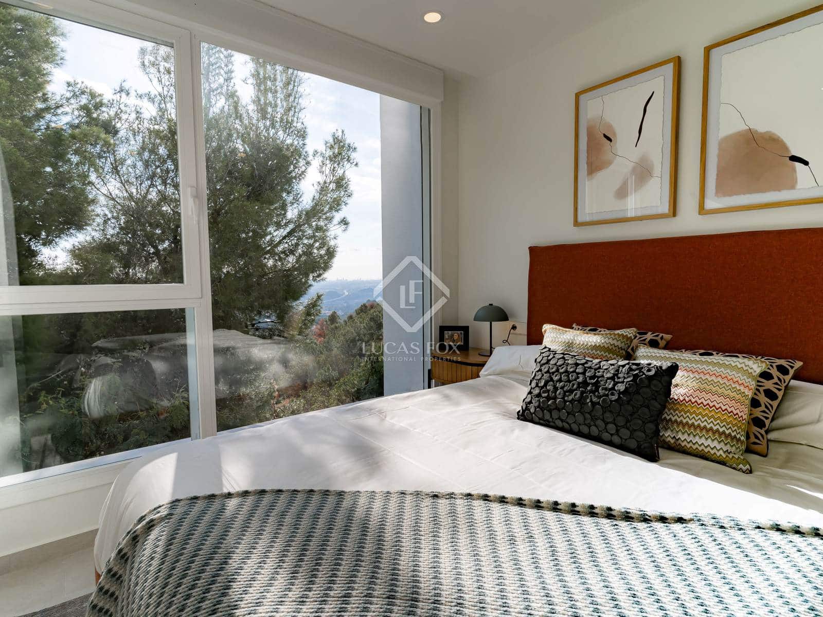 4 bedroom Villa for sale in Altea with pool garage - € 1,095,000 (Ref: 8688703)