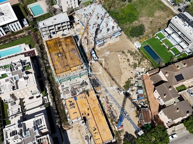 3 makuuhuone Huoneisto myytävänä paikassa Platja d'Aro, Castell-Platja d'Aro mukana uima-altaan - 465 000 € (Ref: 8690143)