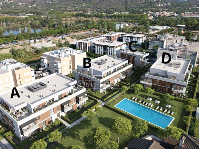 3 soverom Leilighet til salgs i Platja d'Aro, Castell-Platja d'Aro med svømmebasseng - € 485 000 (Ref: 8690144)