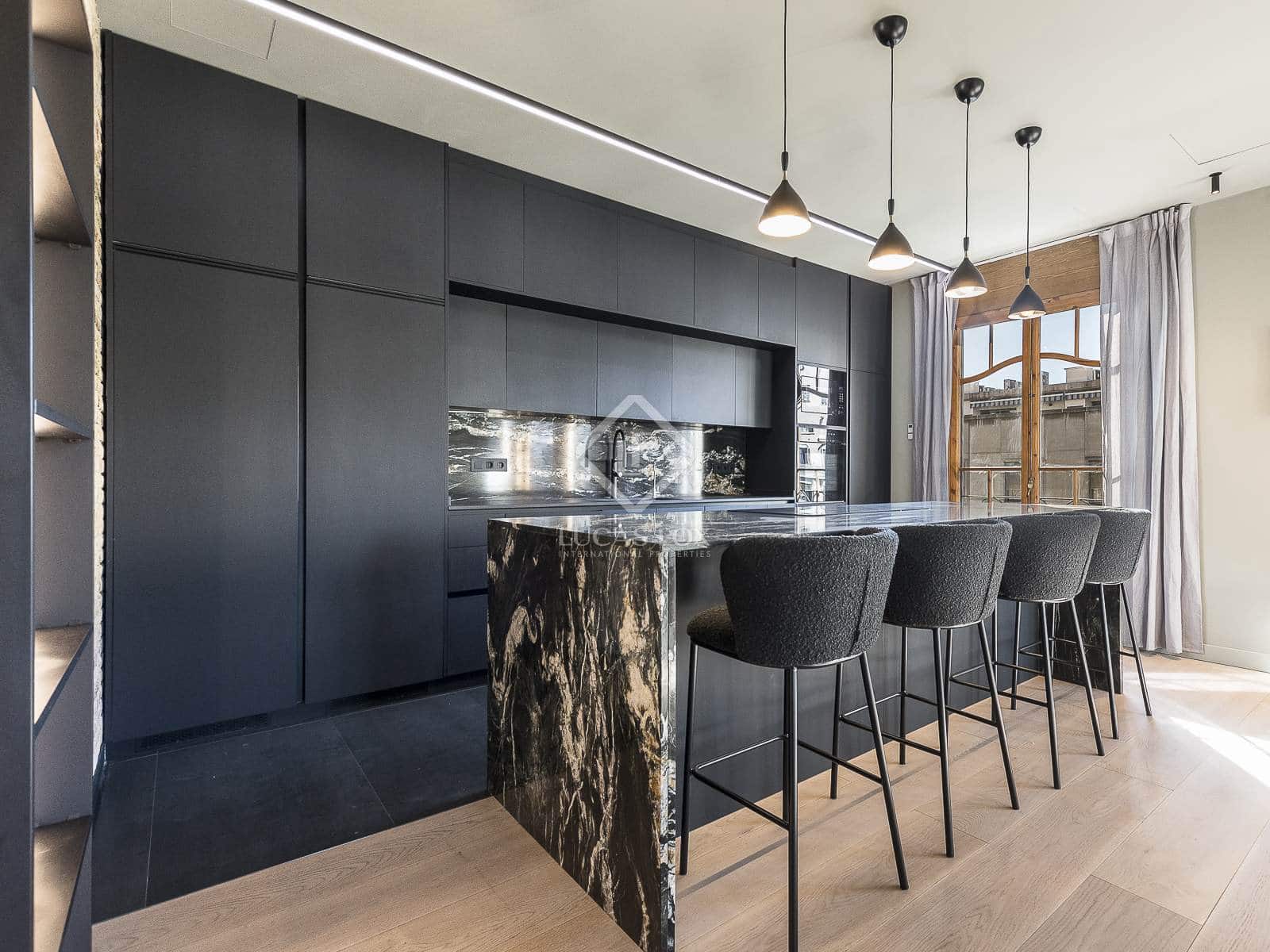 3 bedroom Apartment for rent in Barcelona city - € 5,623 (Ref: 8690145)