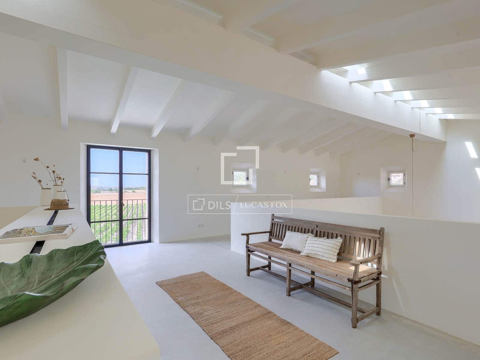 5 bedroom Villa for sale in Montuiri with pool garage - € 5,490,000 (Ref: 8690150)