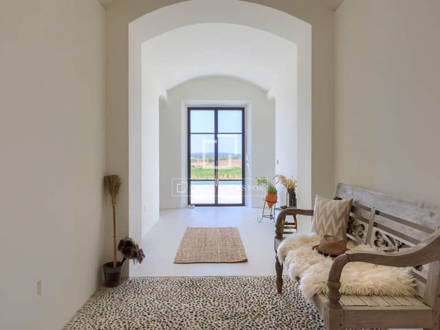 5 bedroom Villa for sale in Montuïri with pool garage - € 5,490,000 (Ref: 8690150)