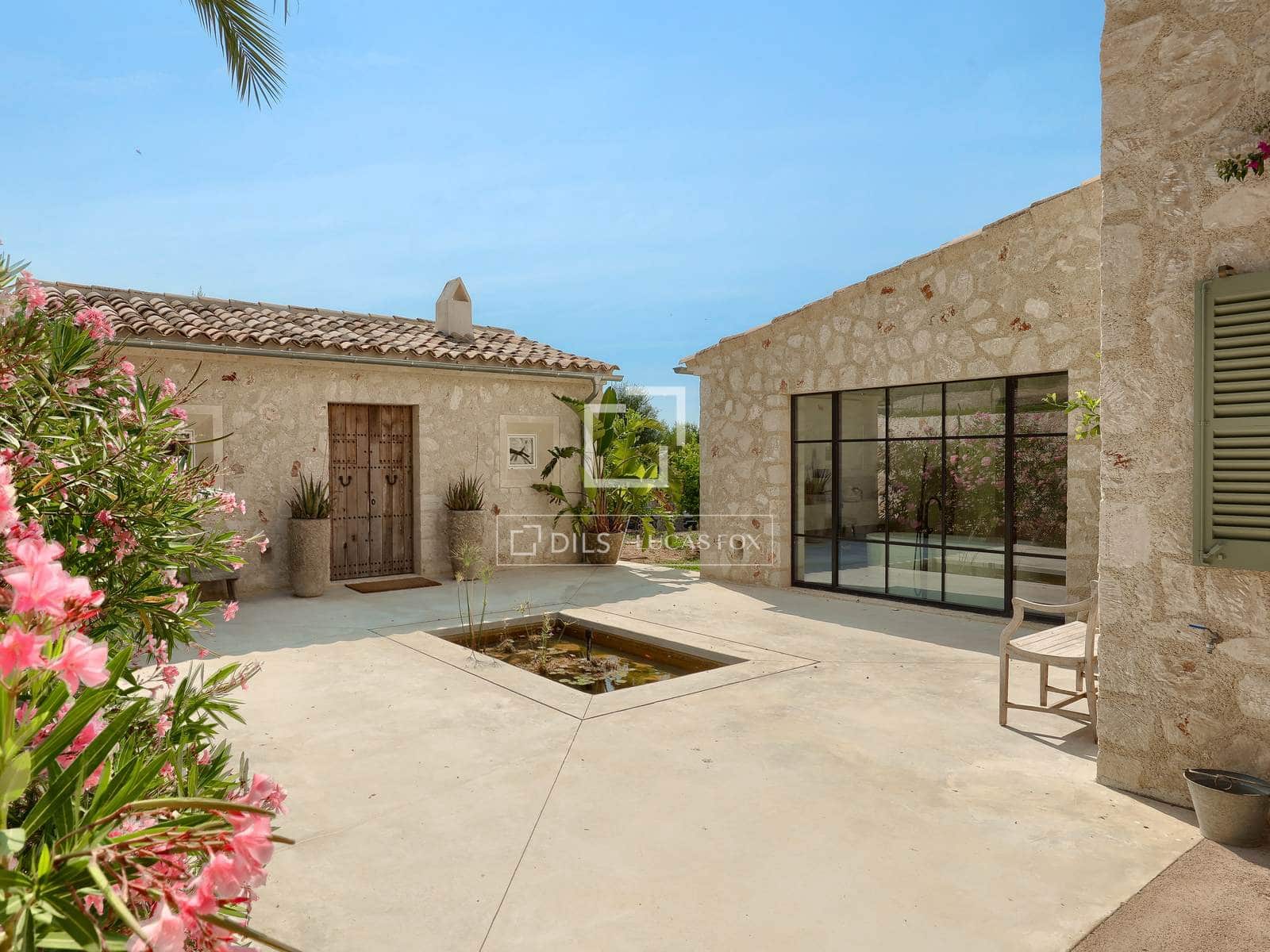 5 bedroom Villa for sale in Montuiri with pool garage - € 5,490,000 (Ref: 8690150)