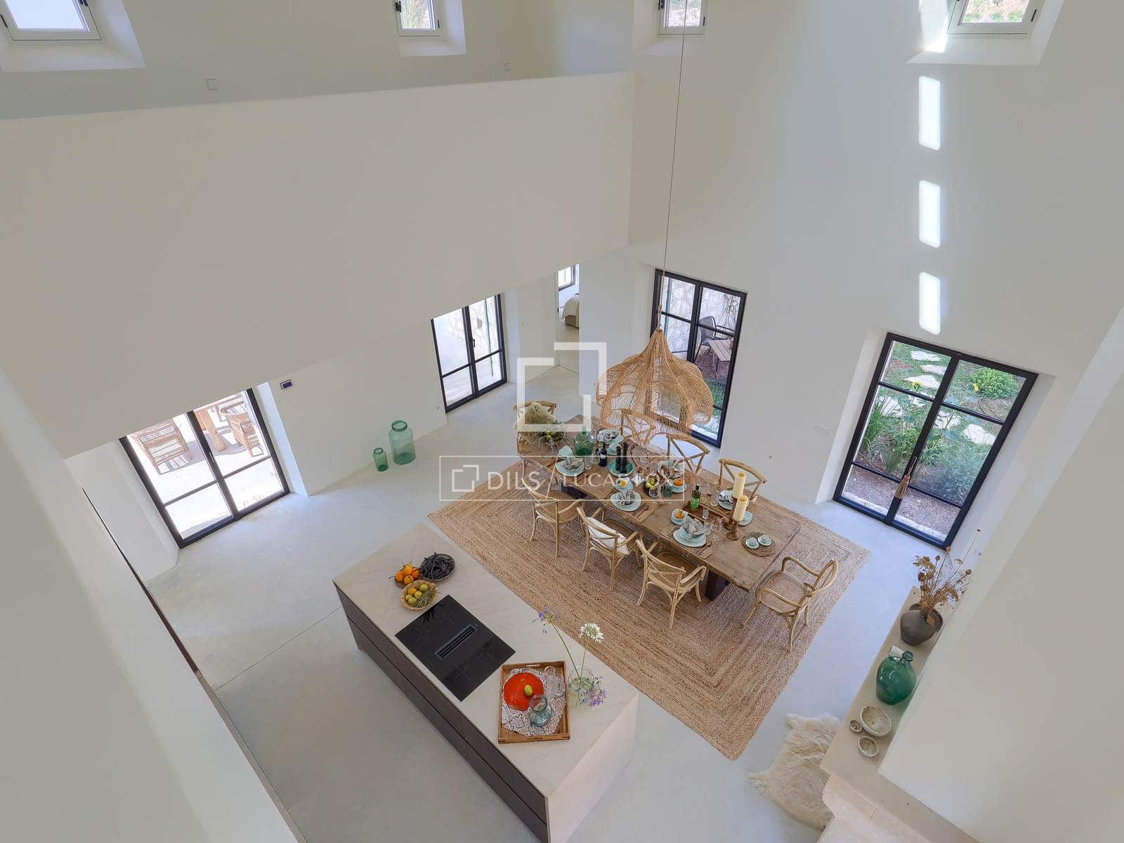 5 bedroom Villa for sale in Montuiri with pool garage - € 5,490,000 (Ref: 8690150)