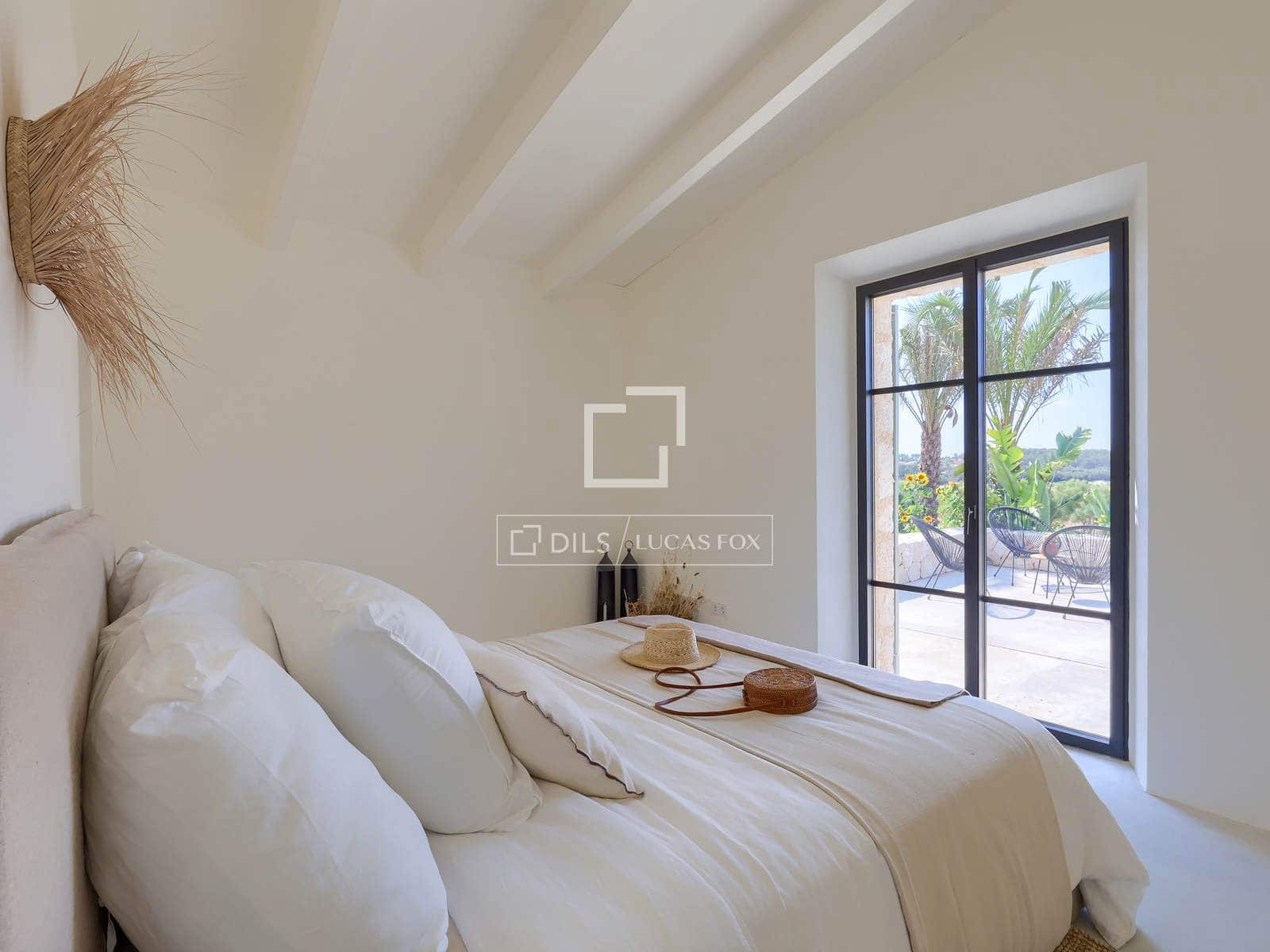 5 bedroom Villa for sale in Montuiri with pool garage - € 5,490,000 (Ref: 8690150)