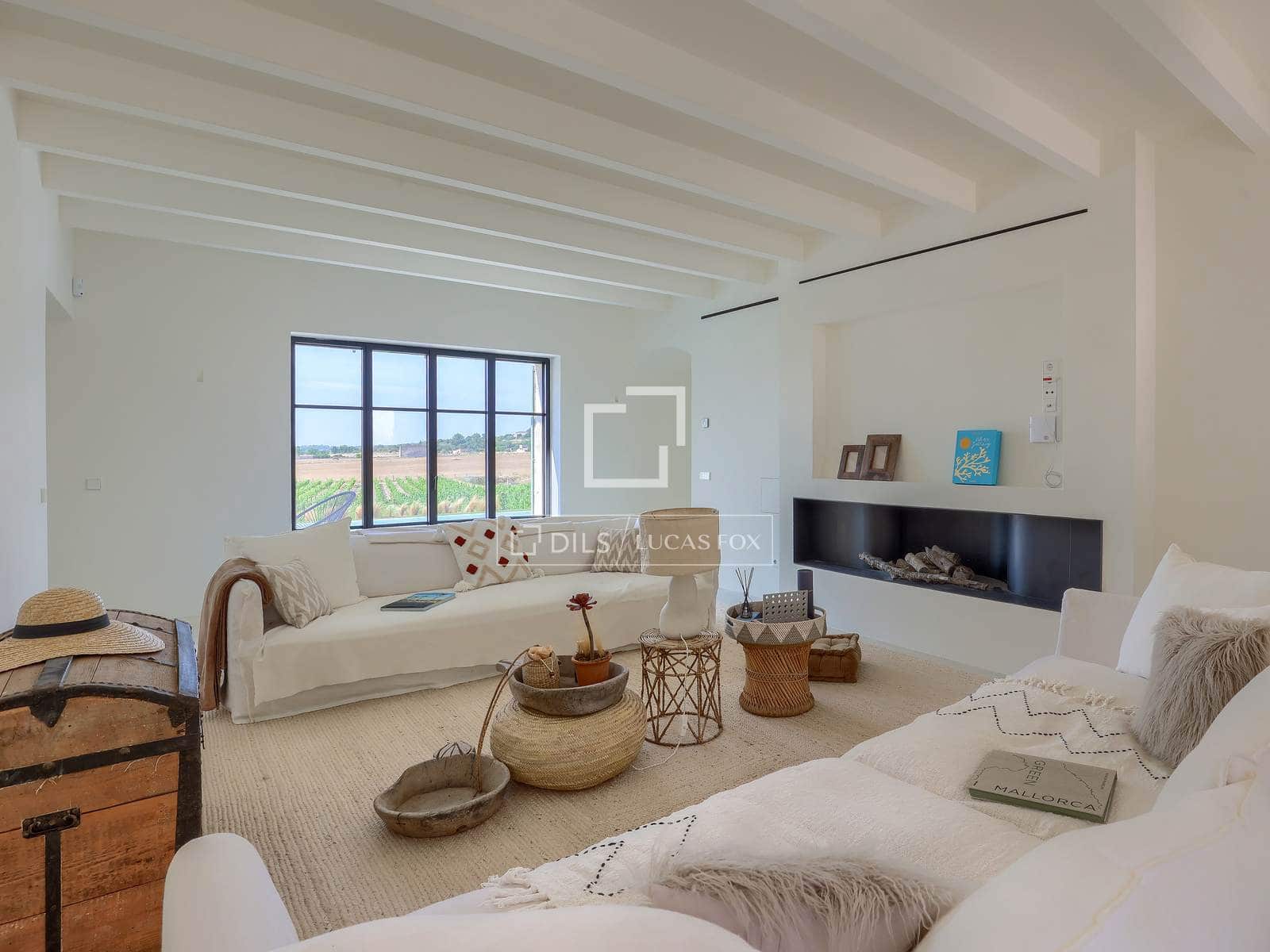 5 bedroom Villa for sale in Montuiri with pool garage - € 5,490,000 (Ref: 8690150)