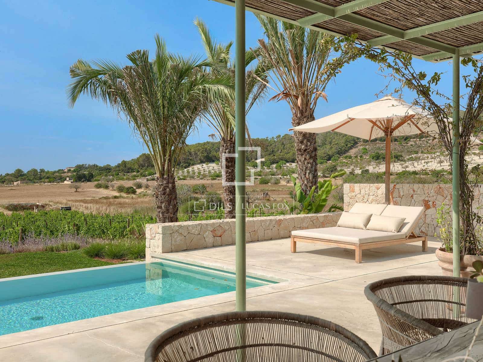 5 bedroom Villa for sale in Montuiri with pool garage - € 5,490,000 (Ref: 8690150)