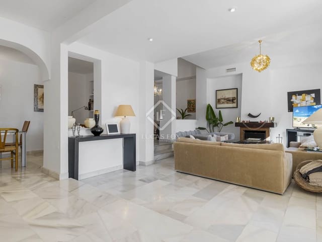 5 slaapkamer Villa te koop in Sotogrande Alto, San Roque met zwembad garage - € 1.495.000 (Ref: 8690690)