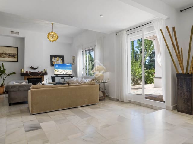 5 slaapkamer Villa te koop in Sotogrande Alto, San Roque met zwembad garage - € 1.495.000 (Ref: 8690690)