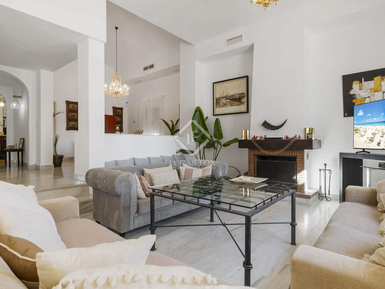 5 soverom Villa til salgs i Sotogrande med svømmebasseng garasje - € 1 495 000 (Ref: 8690690)