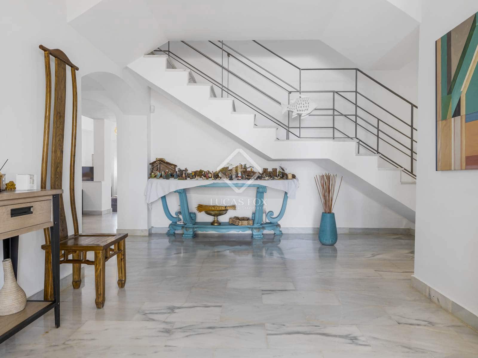 5 soverom Villa til salgs i Sotogrande med svømmebasseng garasje - € 1 495 000 (Ref: 8690690)