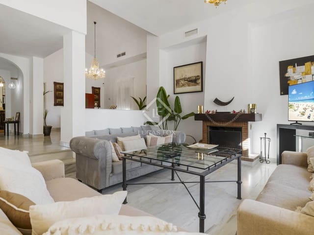 5 slaapkamer Villa te koop in Sotogrande Alto, San Roque met zwembad garage - € 1.495.000 (Ref: 8690690)