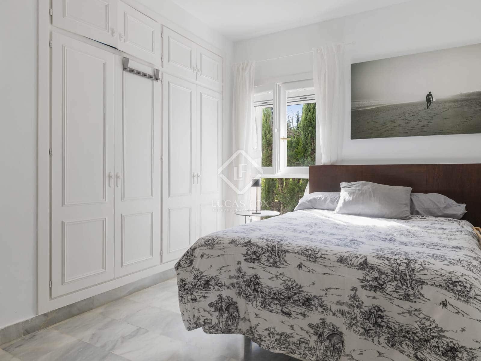 5 soverom Villa til salgs i Sotogrande med svømmebasseng garasje - € 1 495 000 (Ref: 8690690)