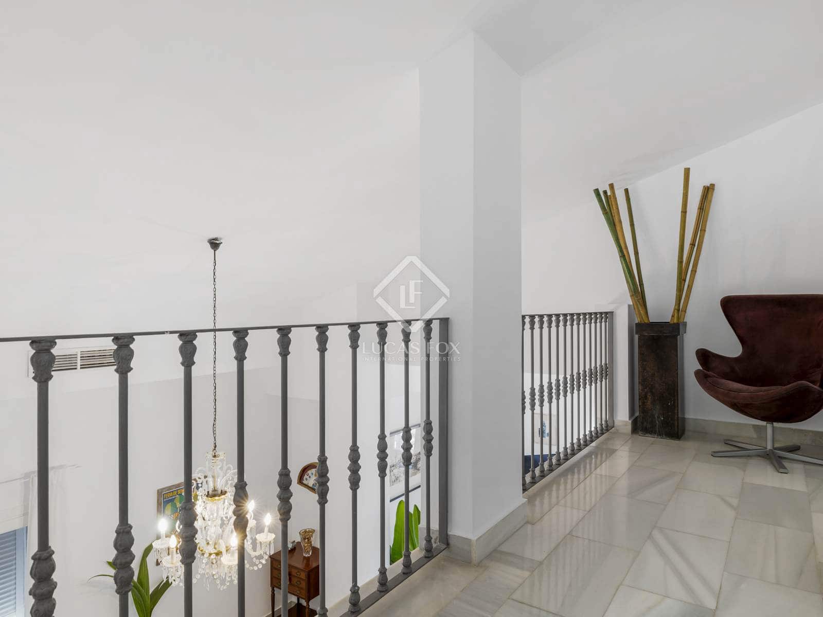 5 soverom Villa til salgs i Sotogrande med svømmebasseng garasje - € 1 495 000 (Ref: 8690690)