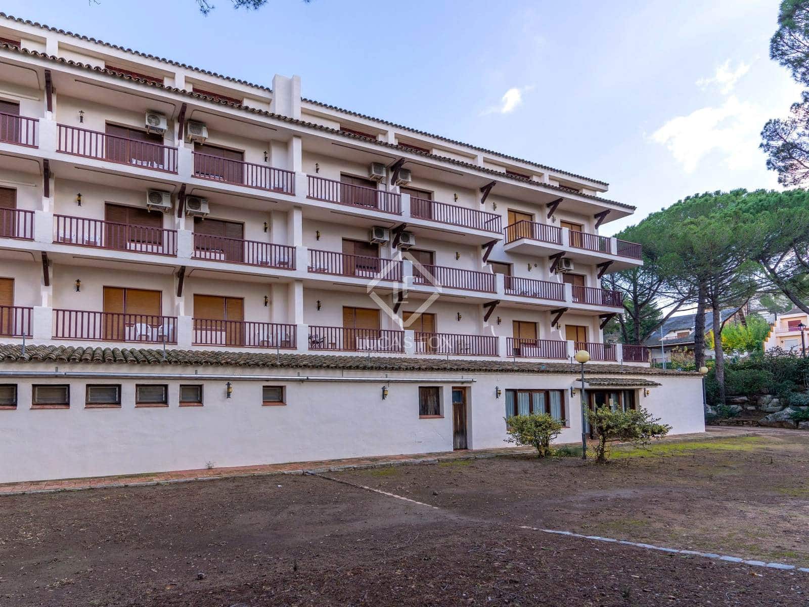 30 slaapkamer Commercieel te koop in L'Espluga de Francoli - € 1.800.000 (Ref: 8692326)