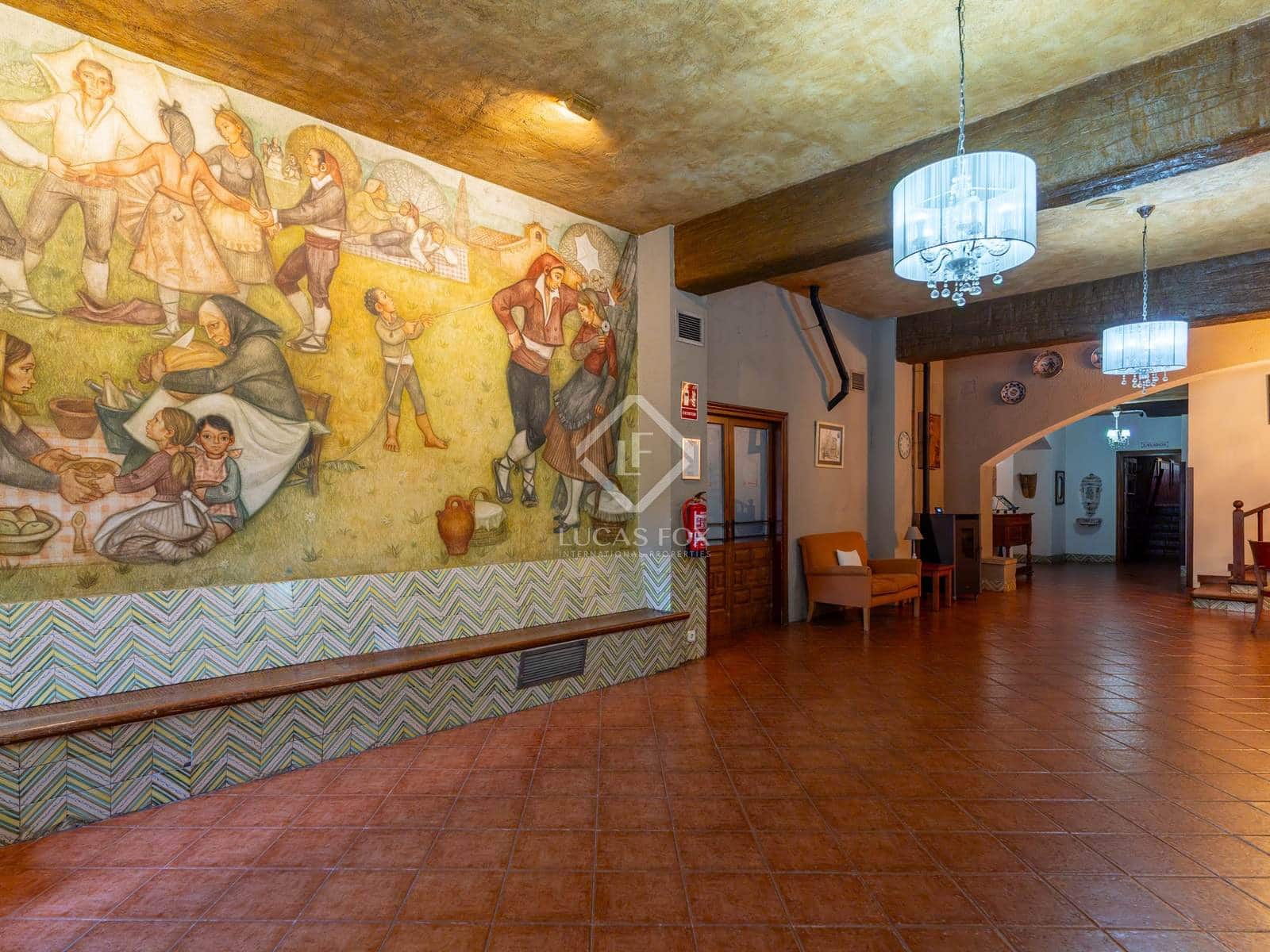 30 slaapkamer Commercieel te koop in L'Espluga de Francoli - € 1.800.000 (Ref: 8692326)