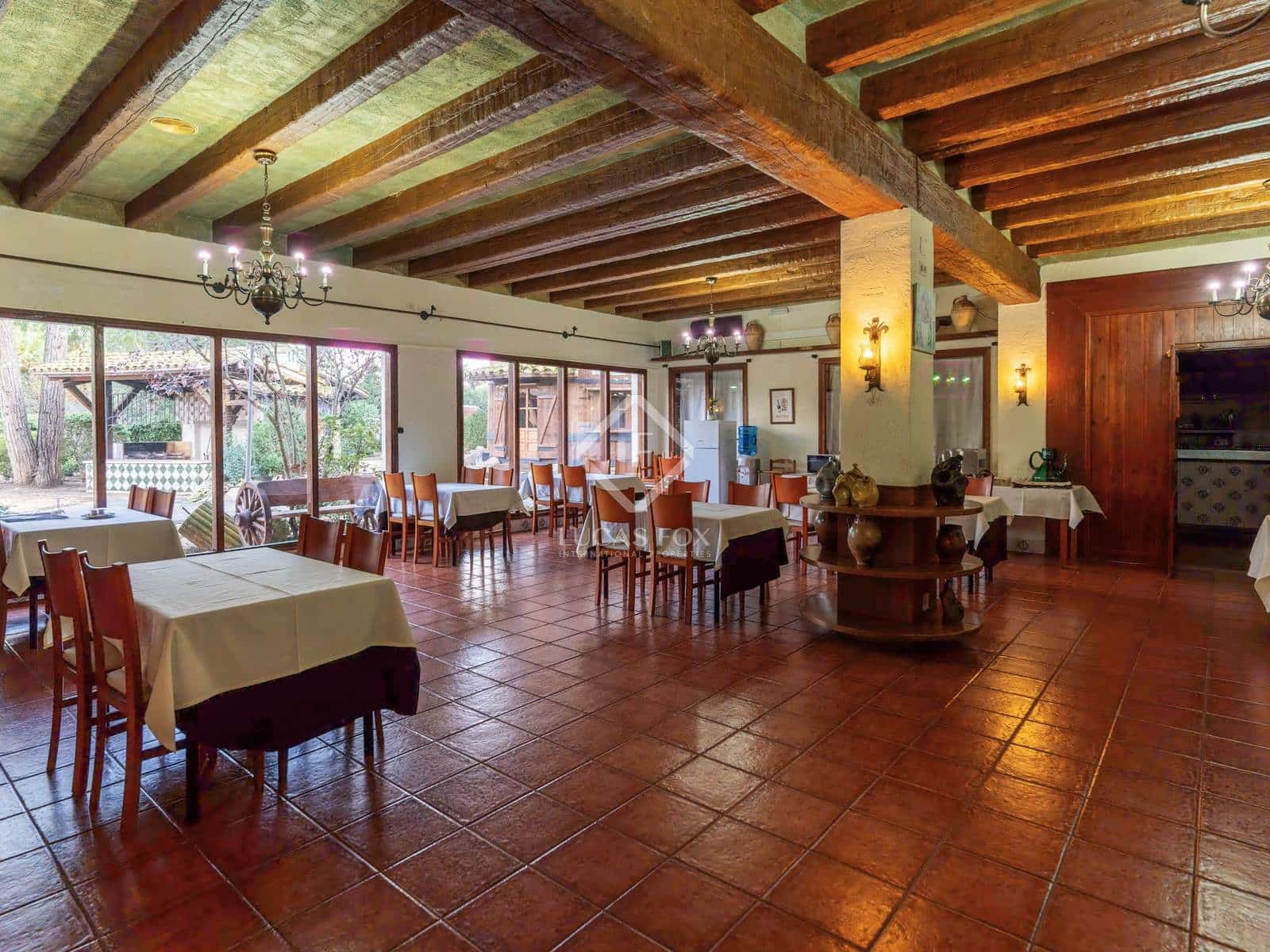 30 slaapkamer Commercieel te koop in L'Espluga de Francoli - € 1.800.000 (Ref: 8692326)