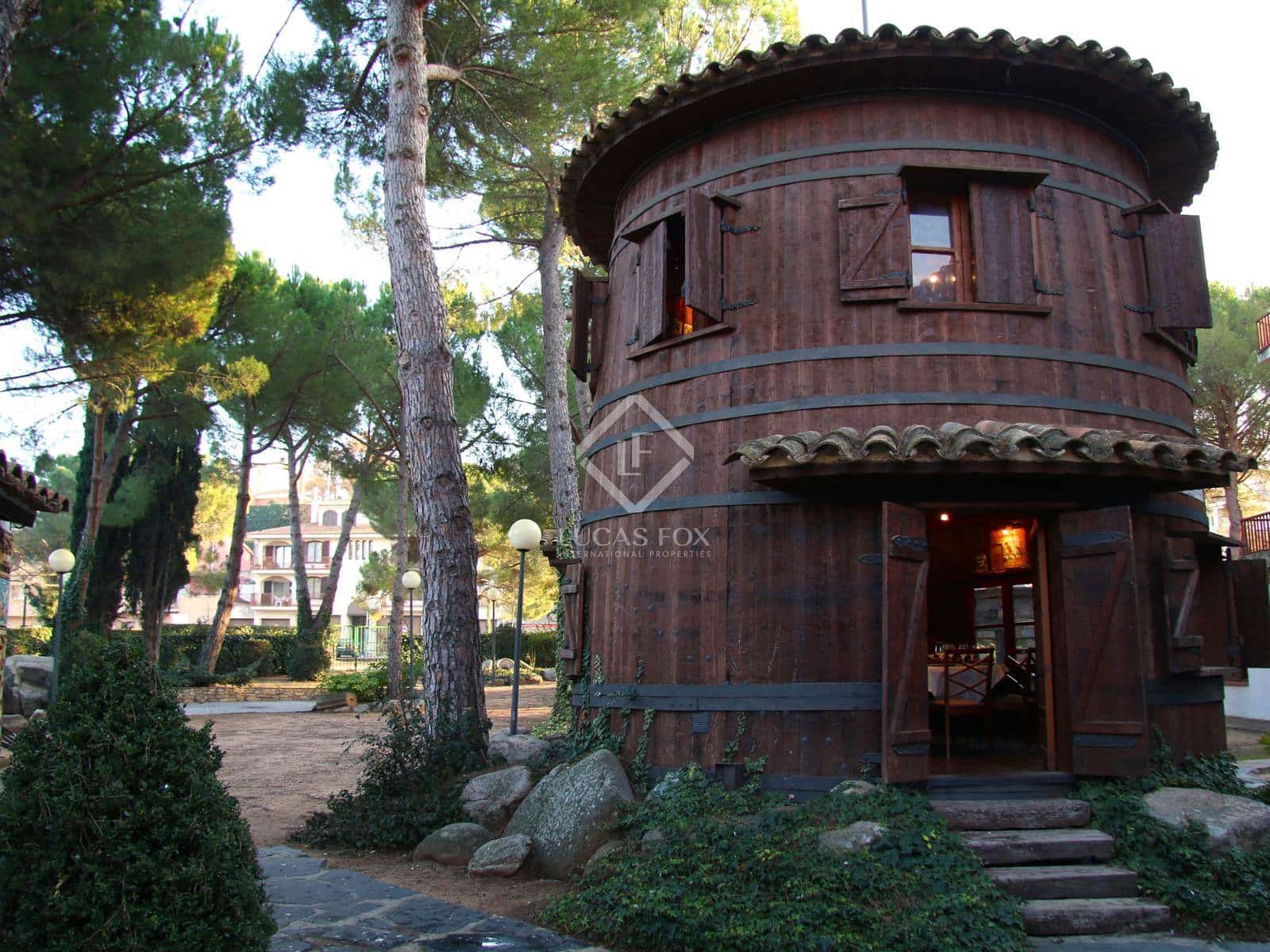 30 slaapkamer Commercieel te koop in L'Espluga de Francoli - € 1.800.000 (Ref: 8692326)