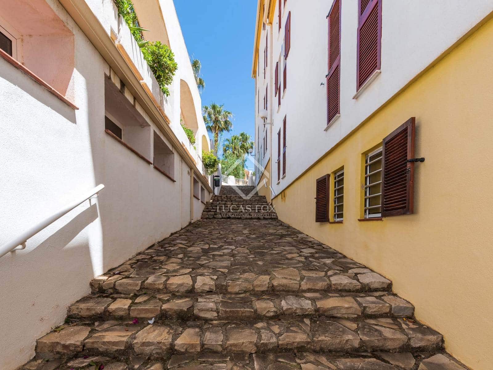 3 soveværelse Lejlighed til salg i Calpe / Calp med swimmingpool garage - € 850.000 (Ref: 8695838)