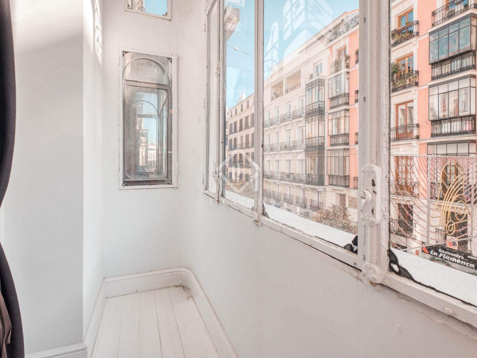 4 soveværelse Lejlighed til salg i Madrid by - € 3.390.000 (Ref: 8695956)