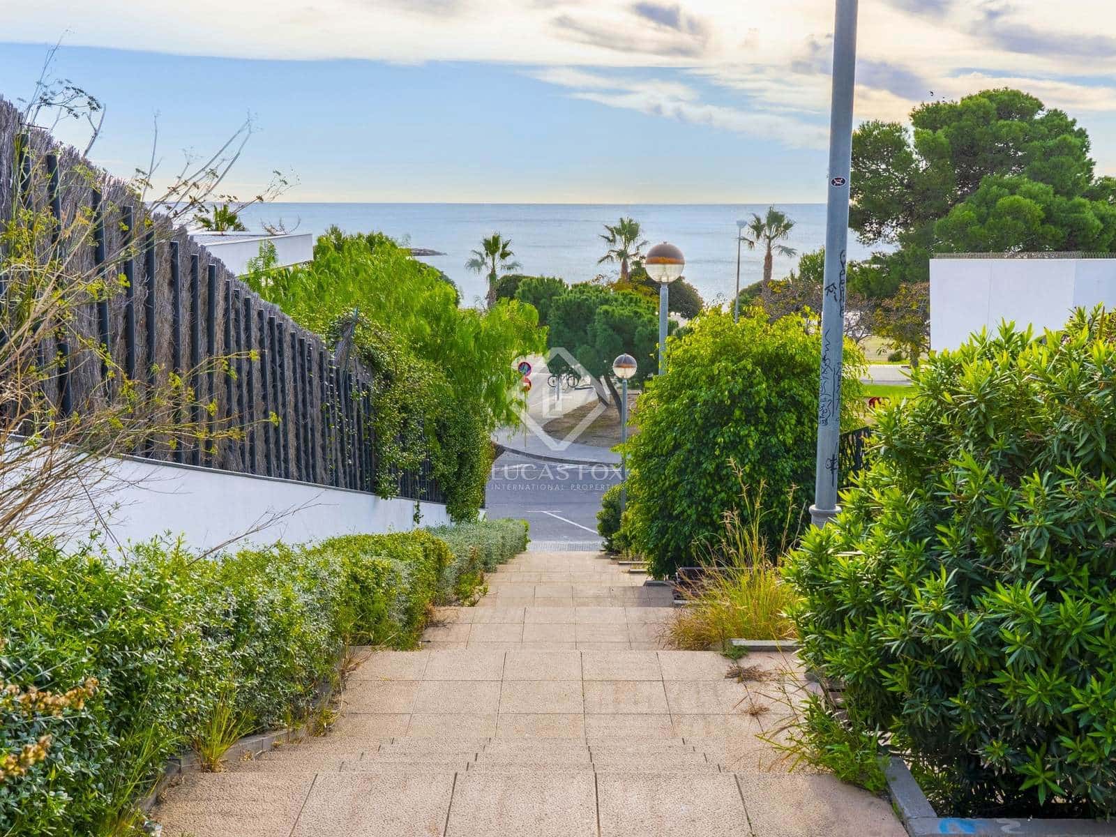 6 soveværelse Villa til salg i Cambrils med swimmingpool garage - € 2.000.000 (Ref: 8697554)