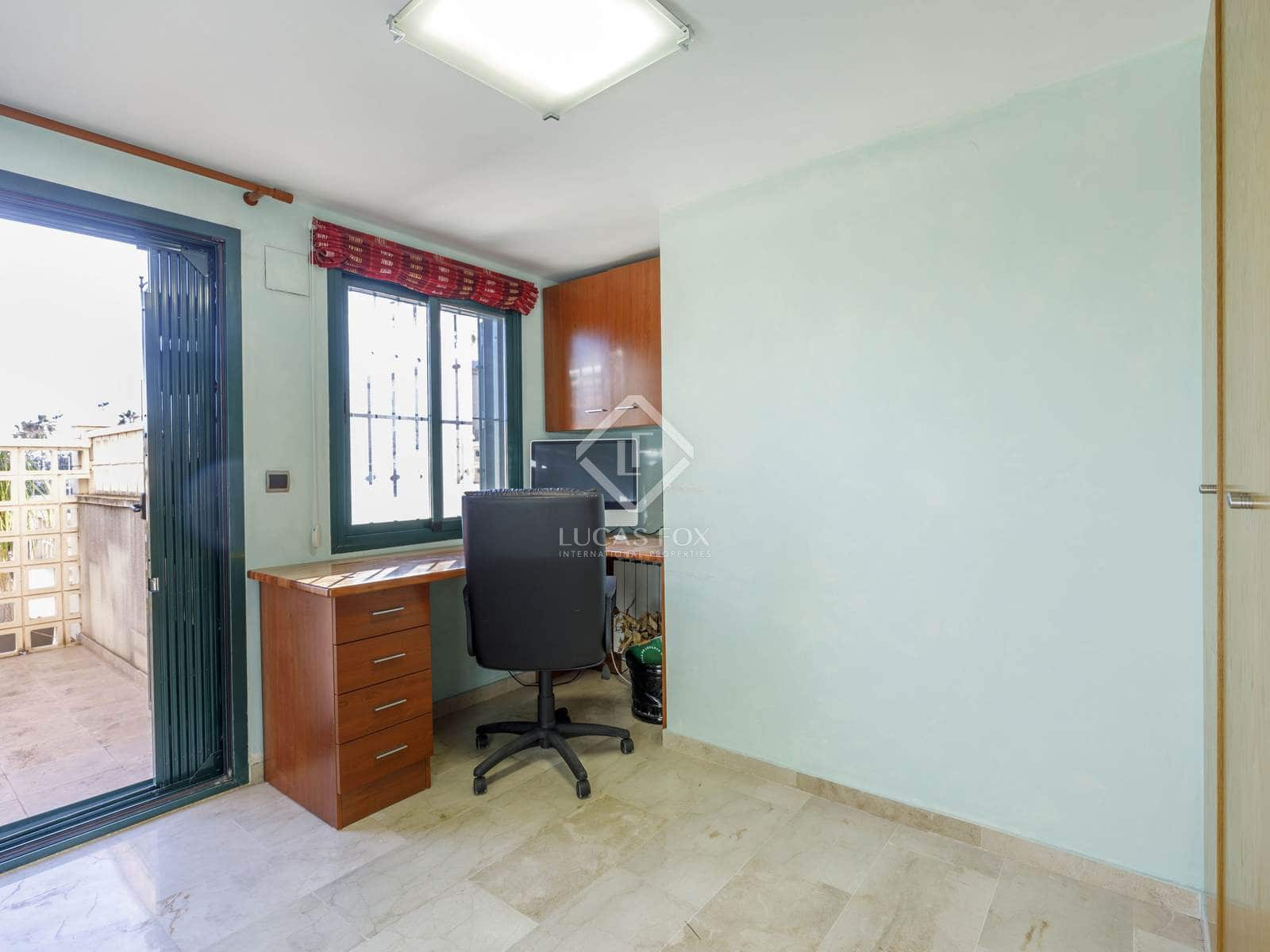 4 Zimmer Apartment zu verkaufen in Valencia Stadt mit Garage - 798.000 € (Ref: 8697555)