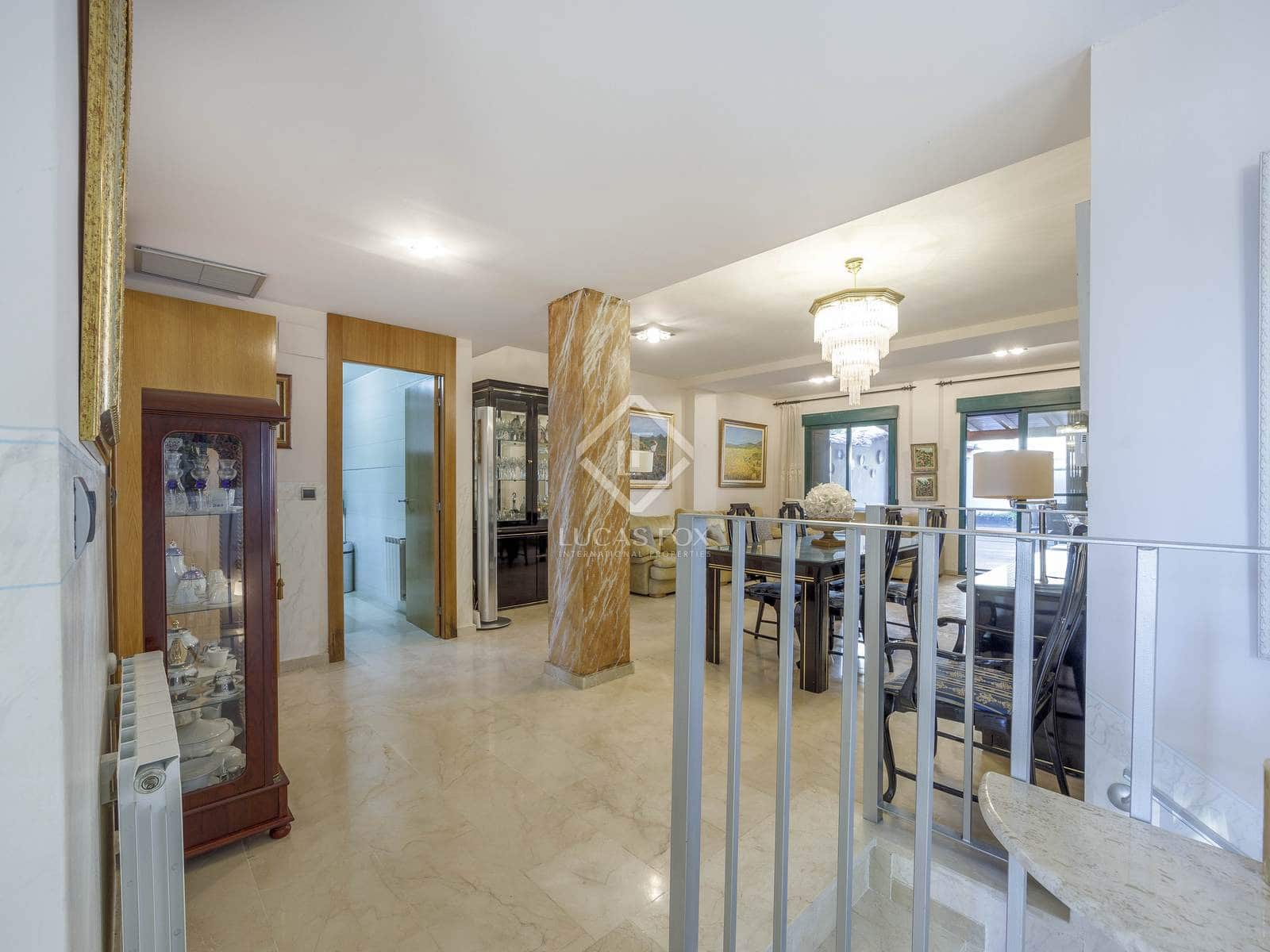 4 Zimmer Apartment zu verkaufen in Valencia Stadt mit Garage - 798.000 € (Ref: 8697555)