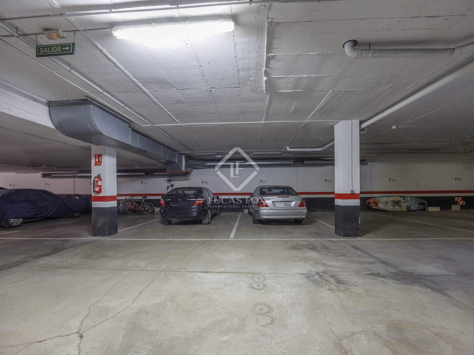 4 Zimmer Apartment zu verkaufen in Valencia Stadt mit Garage - 798.000 € (Ref: 8697555)