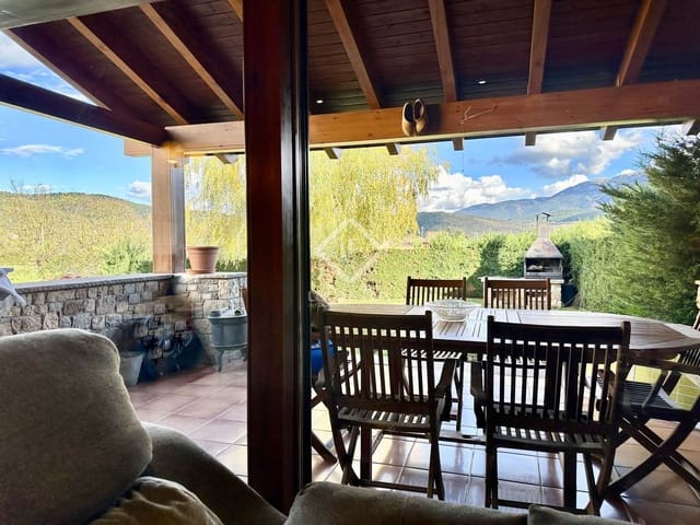 Chalet de 4 habitaciones en Bellver de Cerdanya en venta con garaje - 630.000 € (Ref: 8699250)