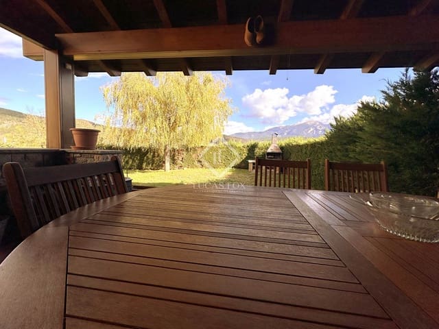 Chalet de 4 habitaciones en Bellver de Cerdanya en venta con garaje - 630.000 € (Ref: 8699250)