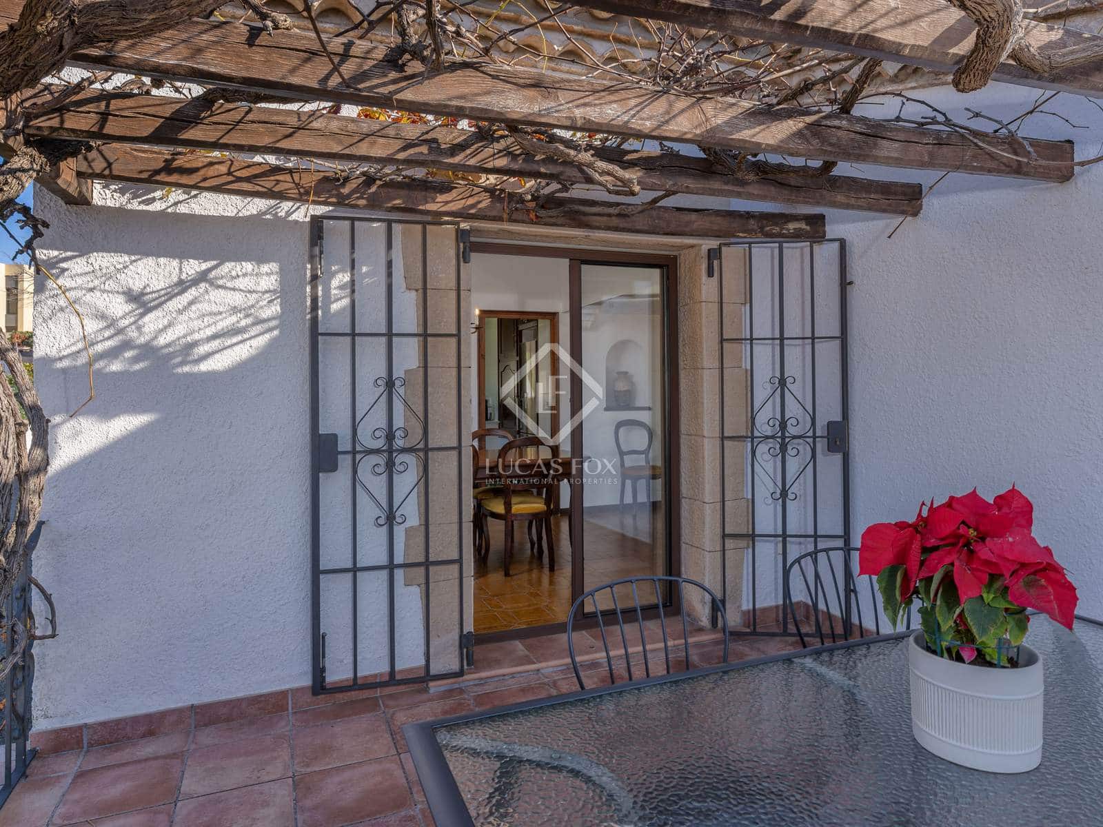 6 soveværelse Villa til salg i Sant Feliu de Guixols med garage - € 1.600.000 (Ref: 8700510)