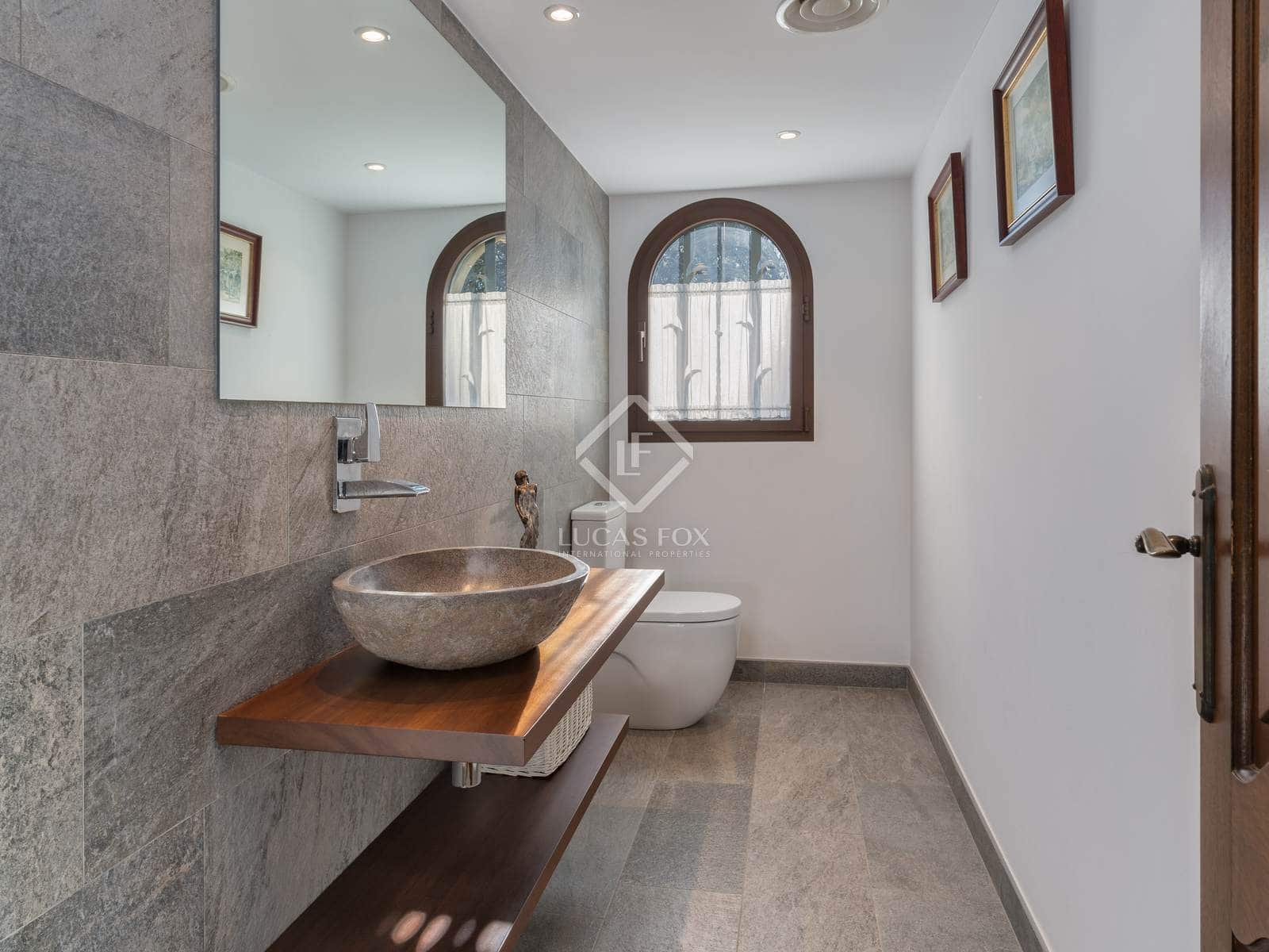 6 soveværelse Villa til salg i Sant Feliu de Guixols med garage - € 1.600.000 (Ref: 8700510)