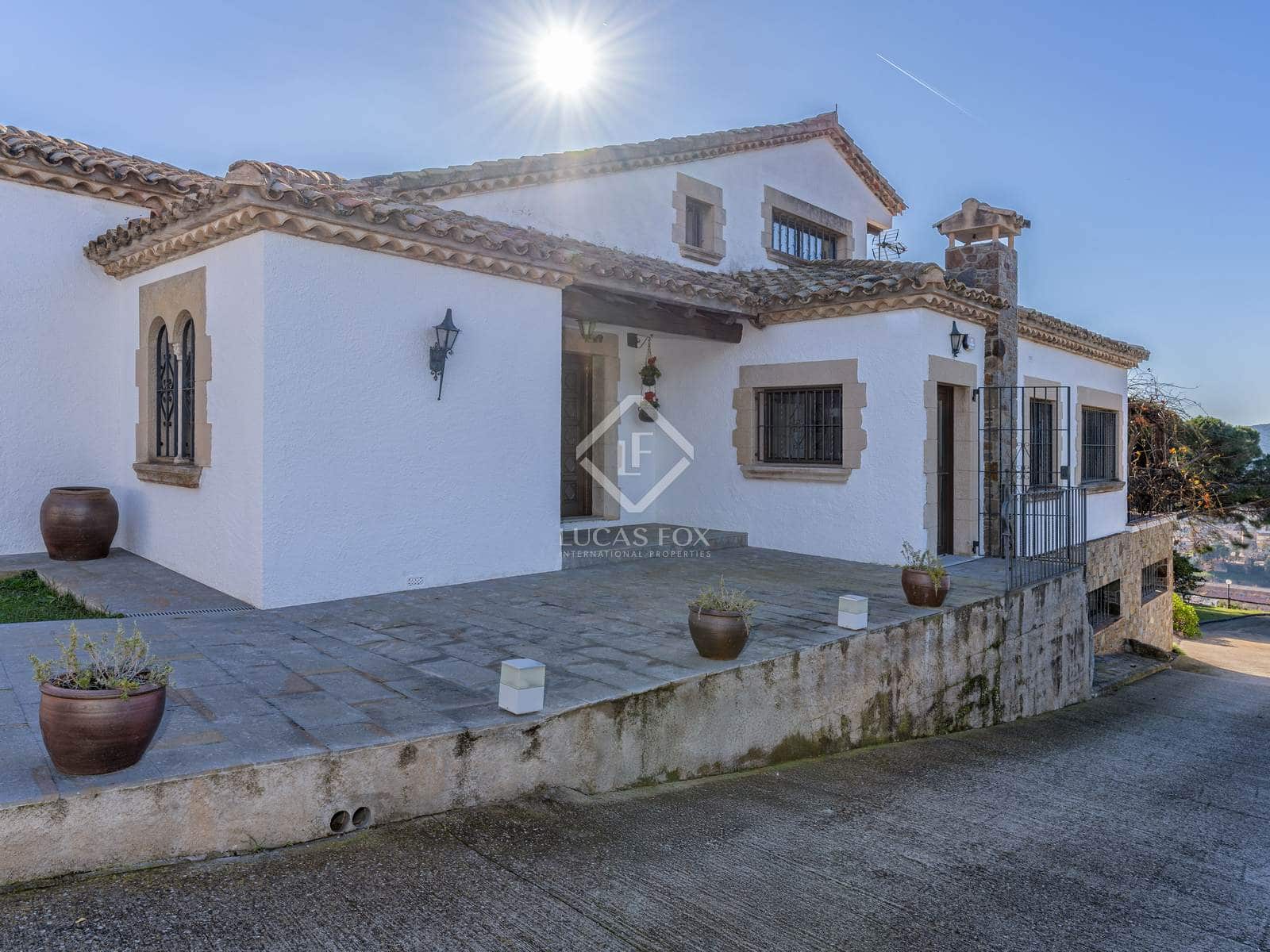 6 soveværelse Villa til salg i Sant Feliu de Guixols med garage - € 1.600.000 (Ref: 8700510)